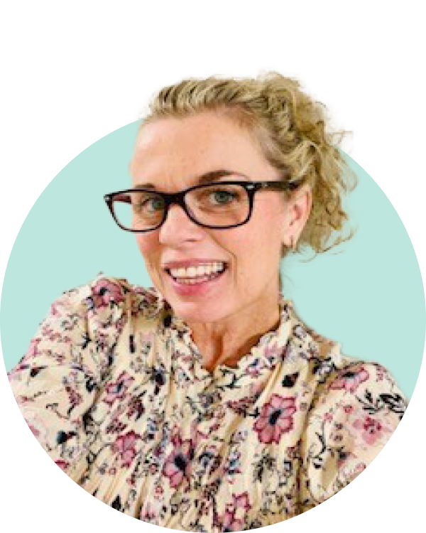 En dame som ser proff ut , klar for kurs